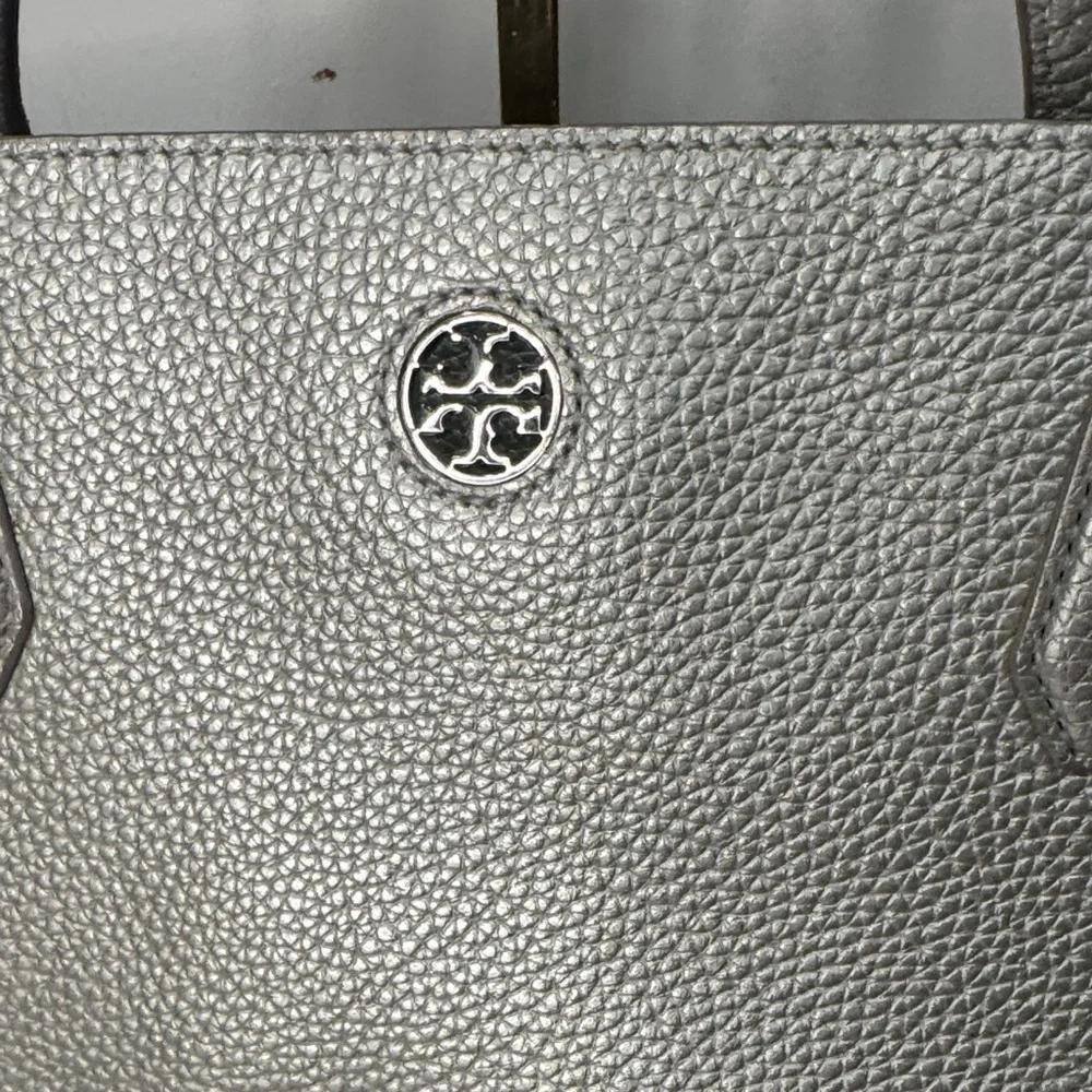 Tory Burch Metallic Silver Leather Tote – Includes Dust Bag